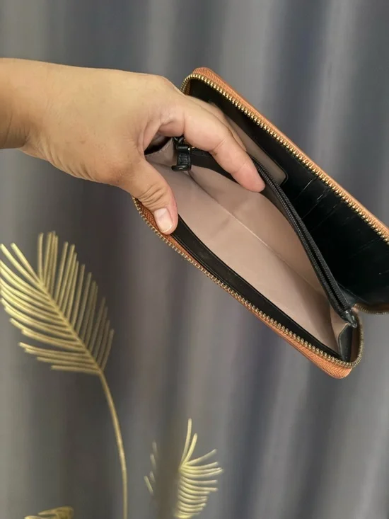 Marc Jacobs Pebbled Leather Zip Wallet in Cognac - Picture 7 of 7